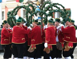 Schäffler Krone Rathaus - Kopie